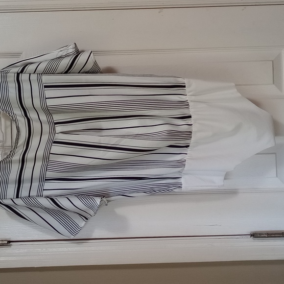 Blouse By Haute Monde - Picture 8 of 10